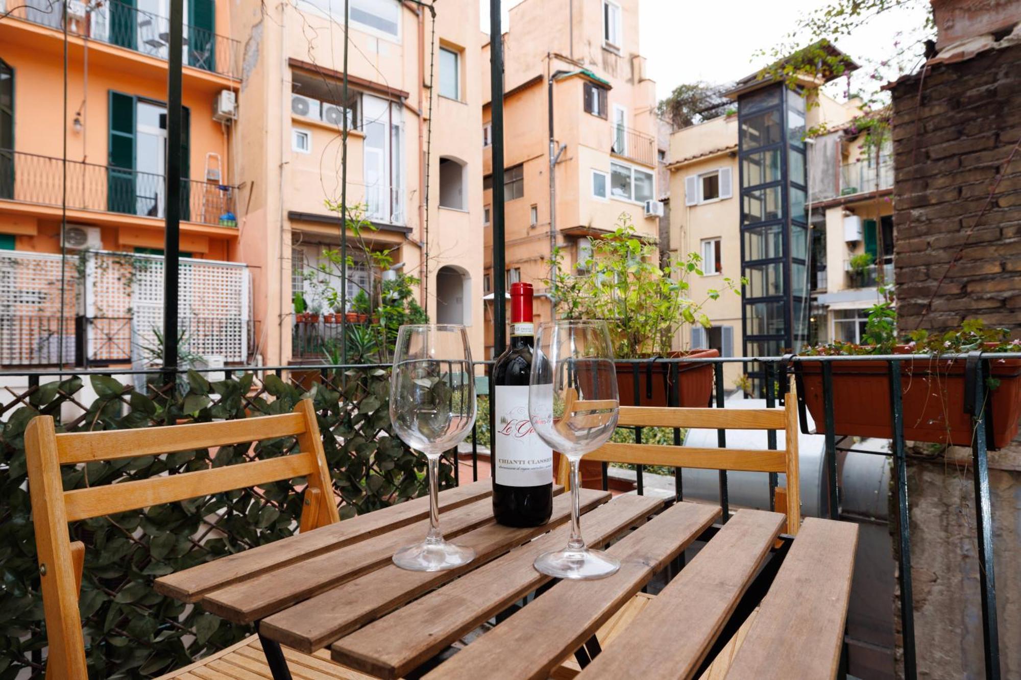 Gesu E Maria Balcony Apt At Spanish Steps 罗马 外观 照片